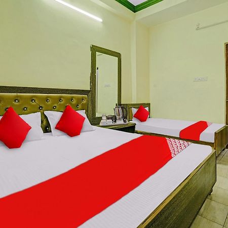 Hotel O B N Palace Rāipur Esterno foto